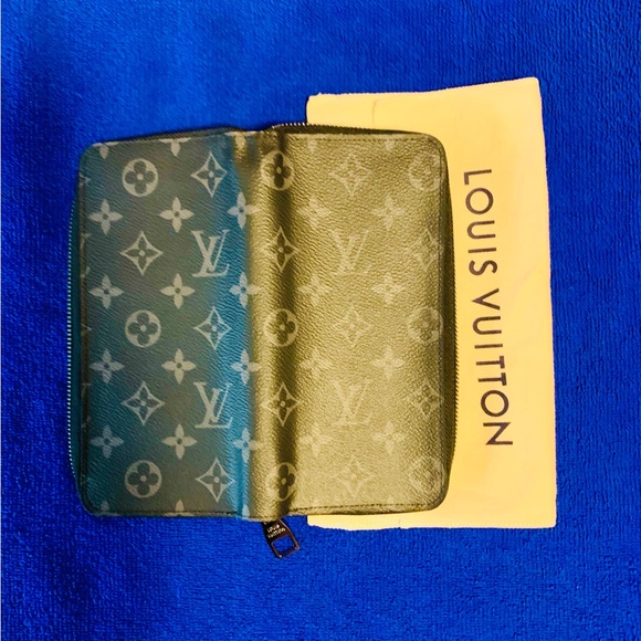 Louis Vuitton wallet brand new - Picture 2 of 4